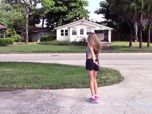 Injured Hottie Blonde Girl Thanks Her Rescuer With A Hot Fuck